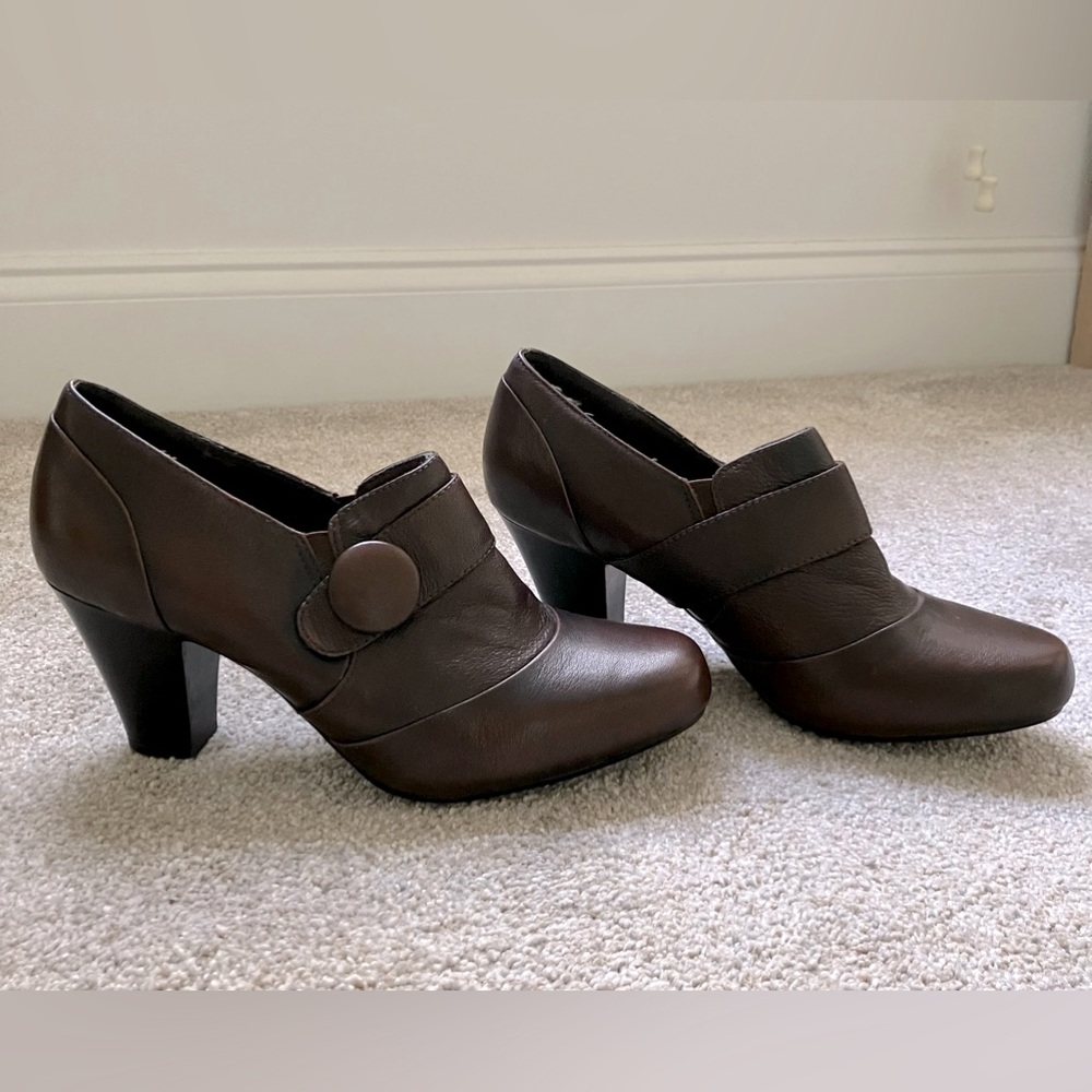 Clarks bendables Ruby Glam academia leather preppy heels classic retro 8.5